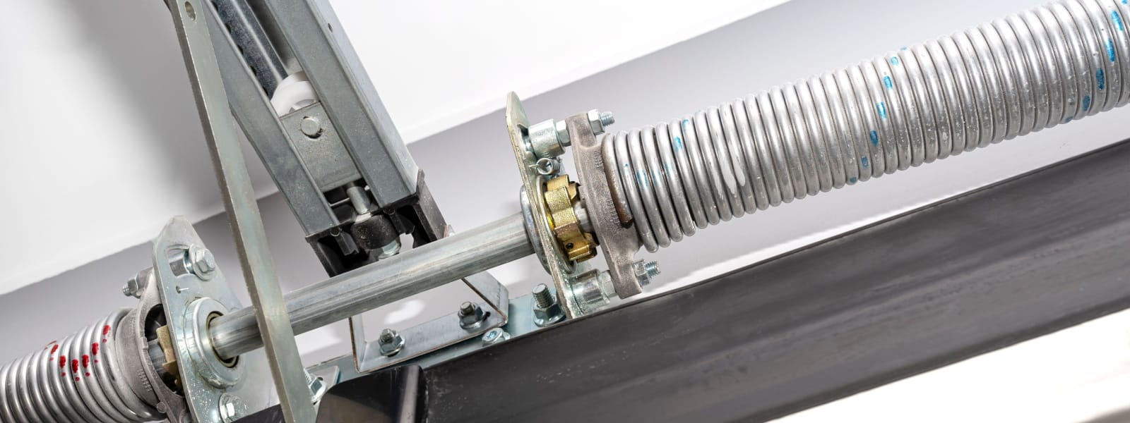 Broken Spring and Cable Replacement Naperville, IL